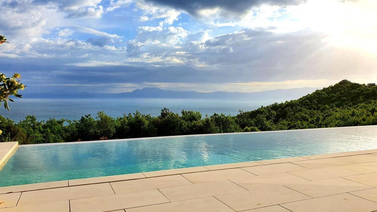 Prive Infinity Villa Durres Exterior photo